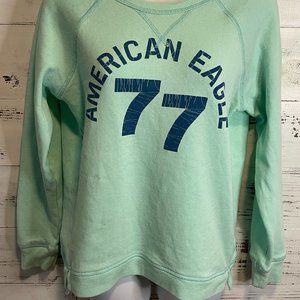 AE Women's Vintage Sweatshirt Sz Medium